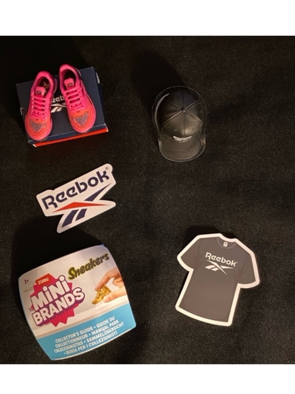 Zuru Mini Brands Sneakers